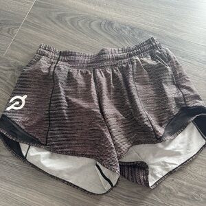 lululemon athletica/ Peloton collab hottie hot shorts